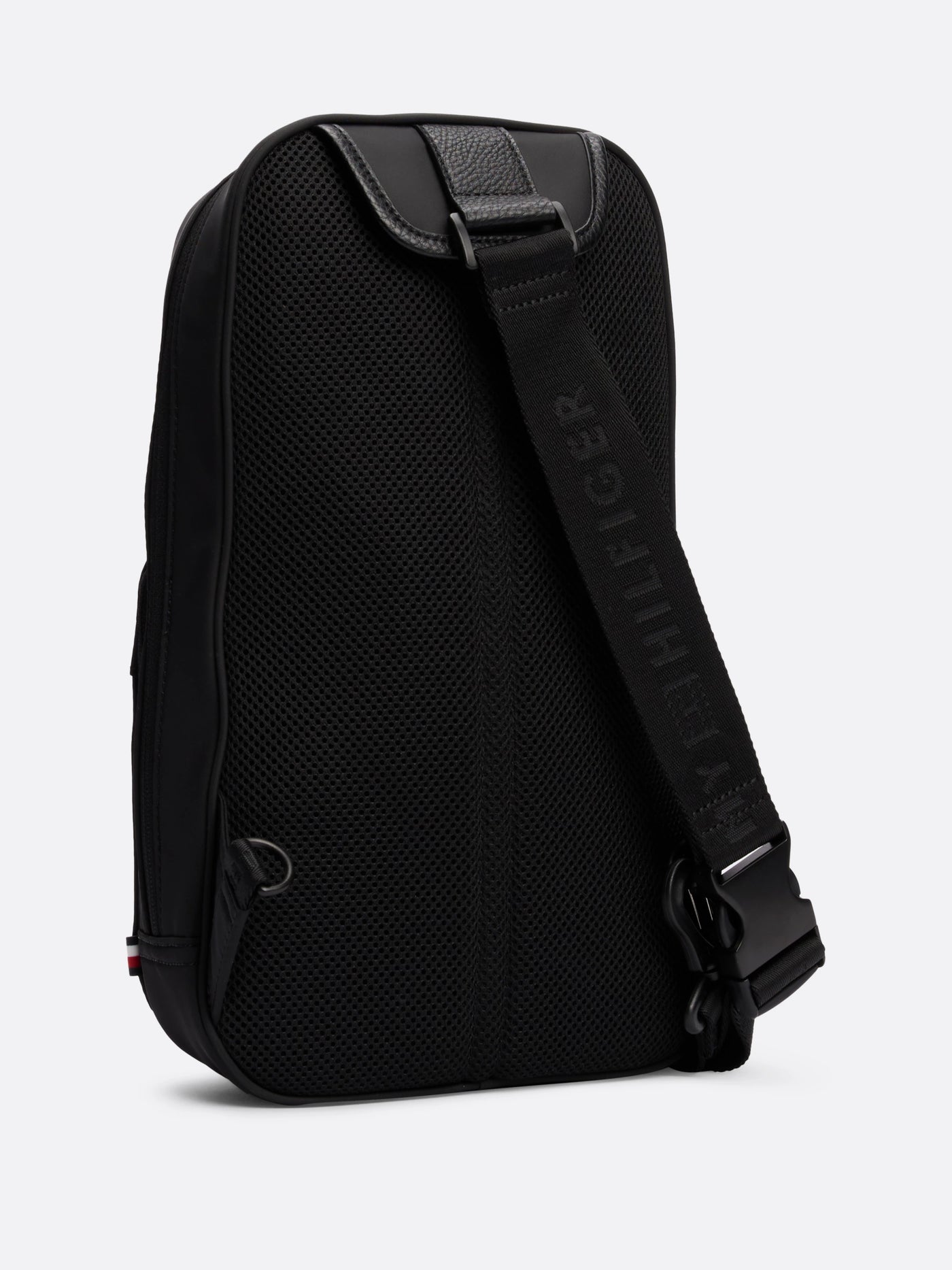 Tommy Hilfiger Mochila Repreve Sling Bag · imagen 2