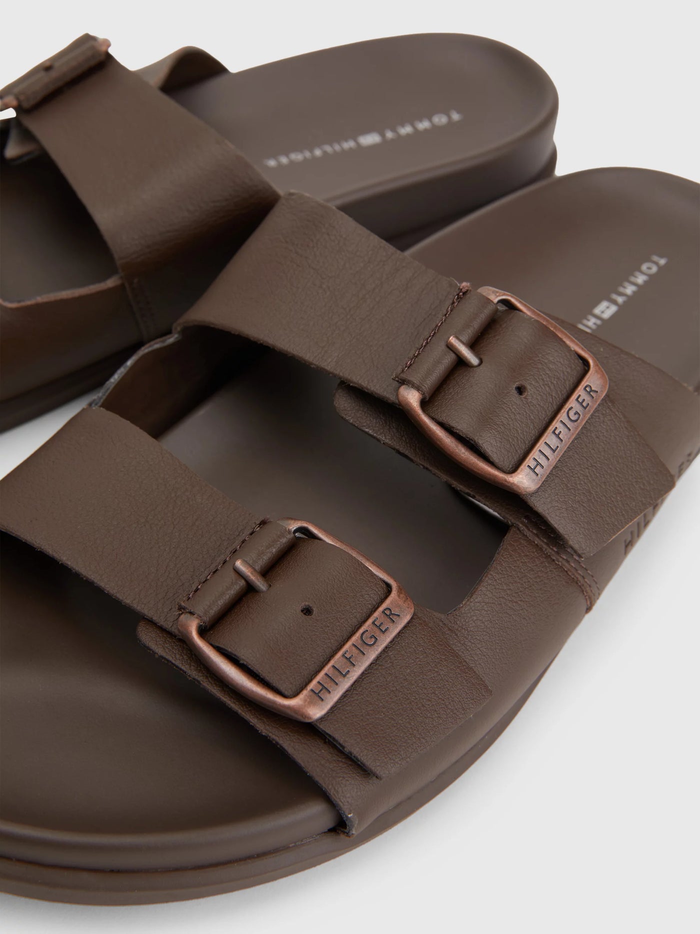 Tommy Hilfiger Sandalias Sandalia Chancla Elevated Leather Buckle · imagen 3