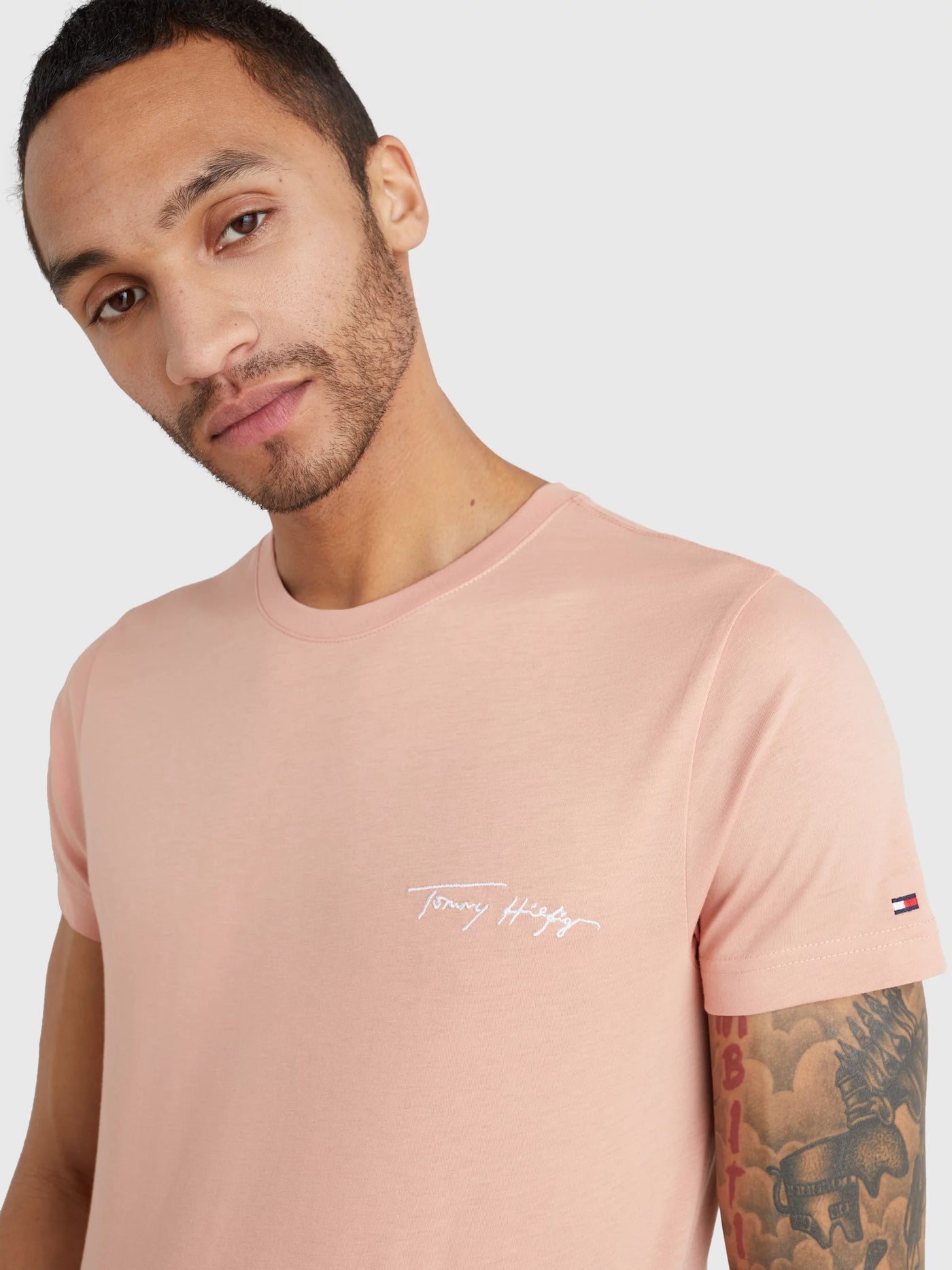 Camisetas Tommy Hilfiger Hombre Signature Front Logo Tee · imagen 4