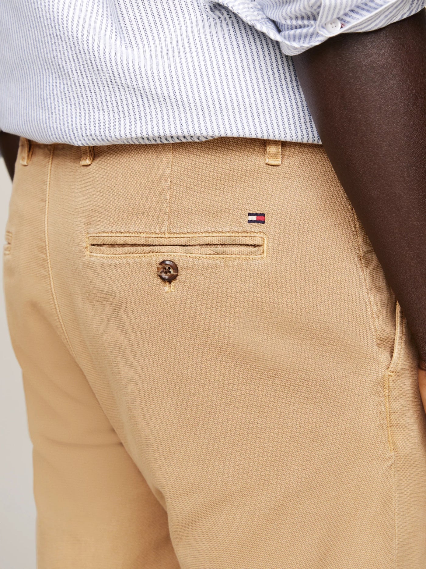 Tommy Hilfiger Pantalón Mw0mw35636rbc Chino Bleecker Structure Gmd · imagen 3