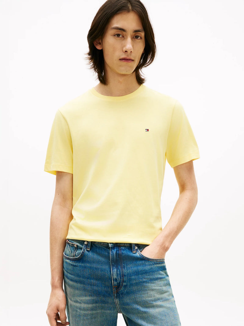 Tommy Hilfiger Camiseta Essential Reg Fit Solid Tee · Rosa