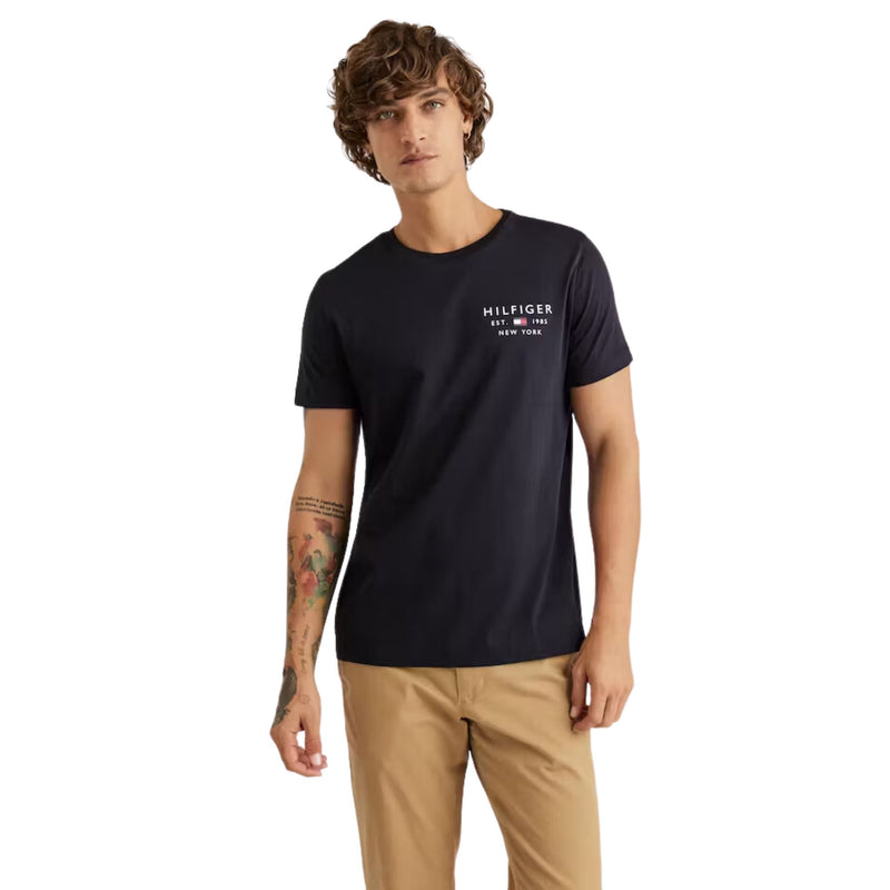 Camisetas Tommy Hilfiger Hombre Brand Love Small Logo Tee · Negro Rojo