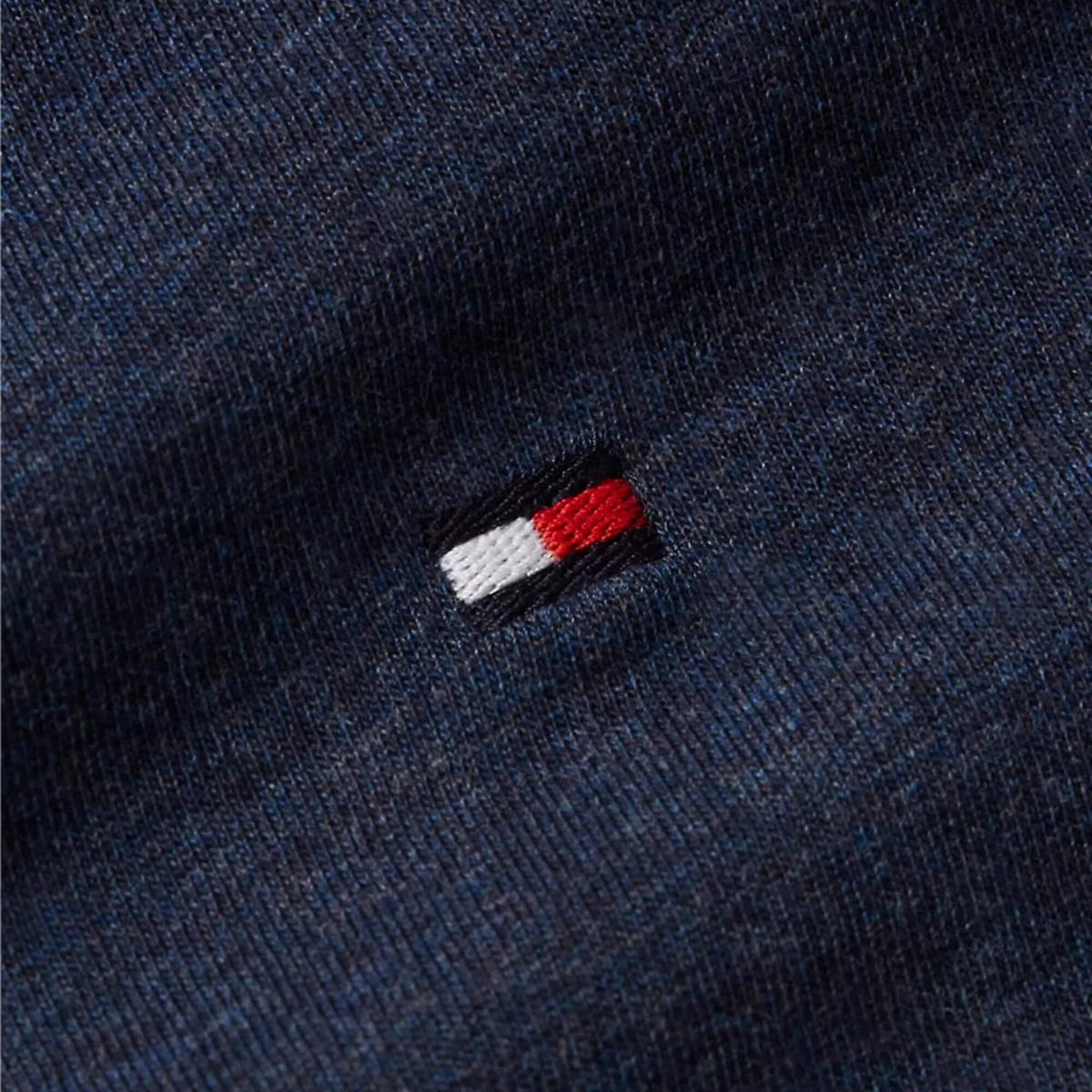 Camiseta Tommy Hilfiger Hombre Essential Heather Regular Fit · imagen 2