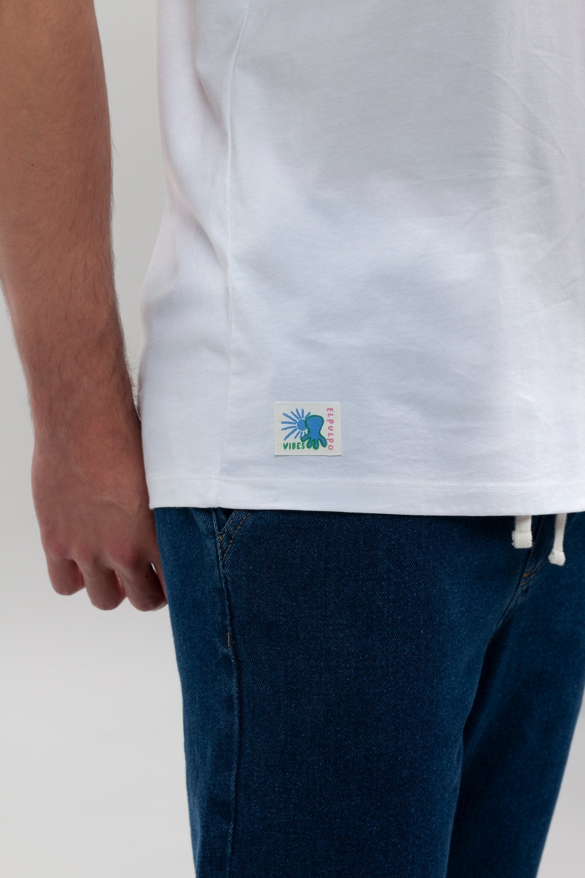 Camiseta El Pulpo Hombre Estampado Logo Blanco · imagen 3