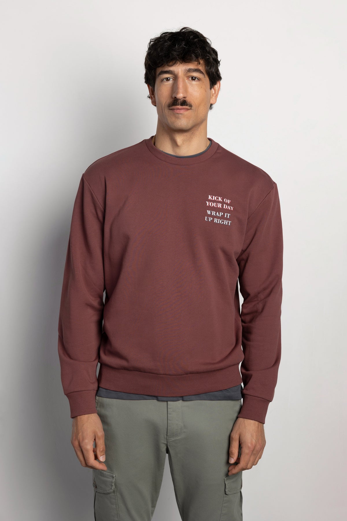 Sudadera Print AM PM Granate Claro | The Boston Brand · imagen 2