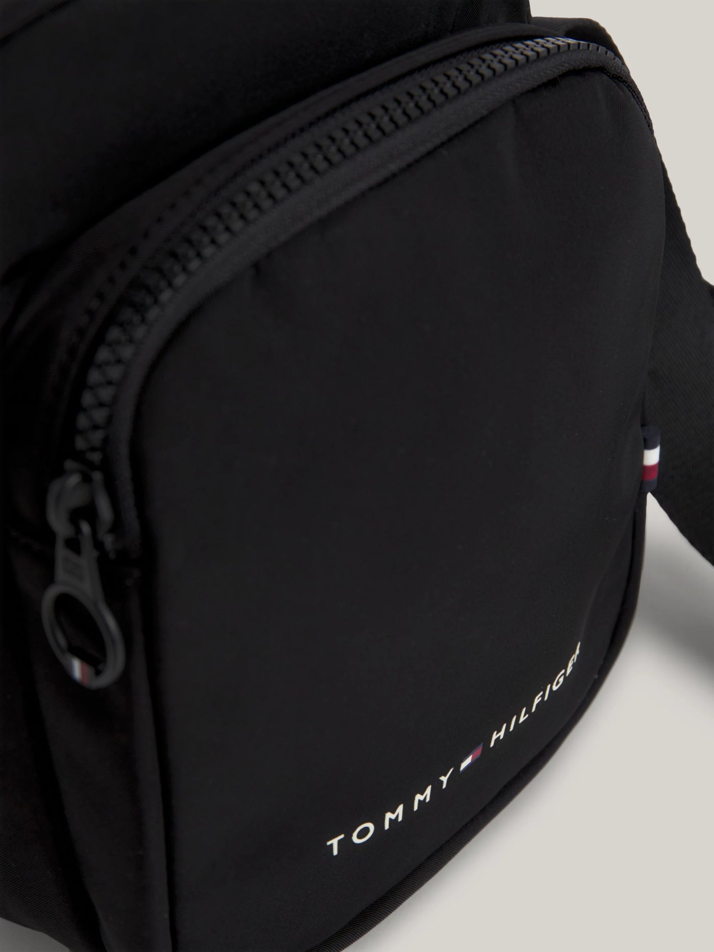 Bolsos Tommy Hilfiger Hombre Th Skyline Mini Reporter · imagen 3