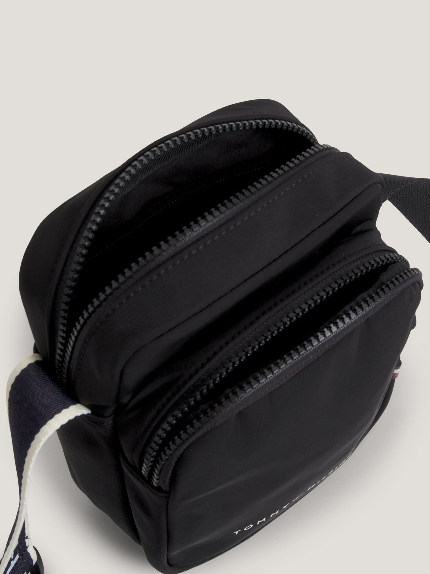 Bolsos Tommy Hilfiger Hombre Th Skyline Mini Reporter · imagen 5