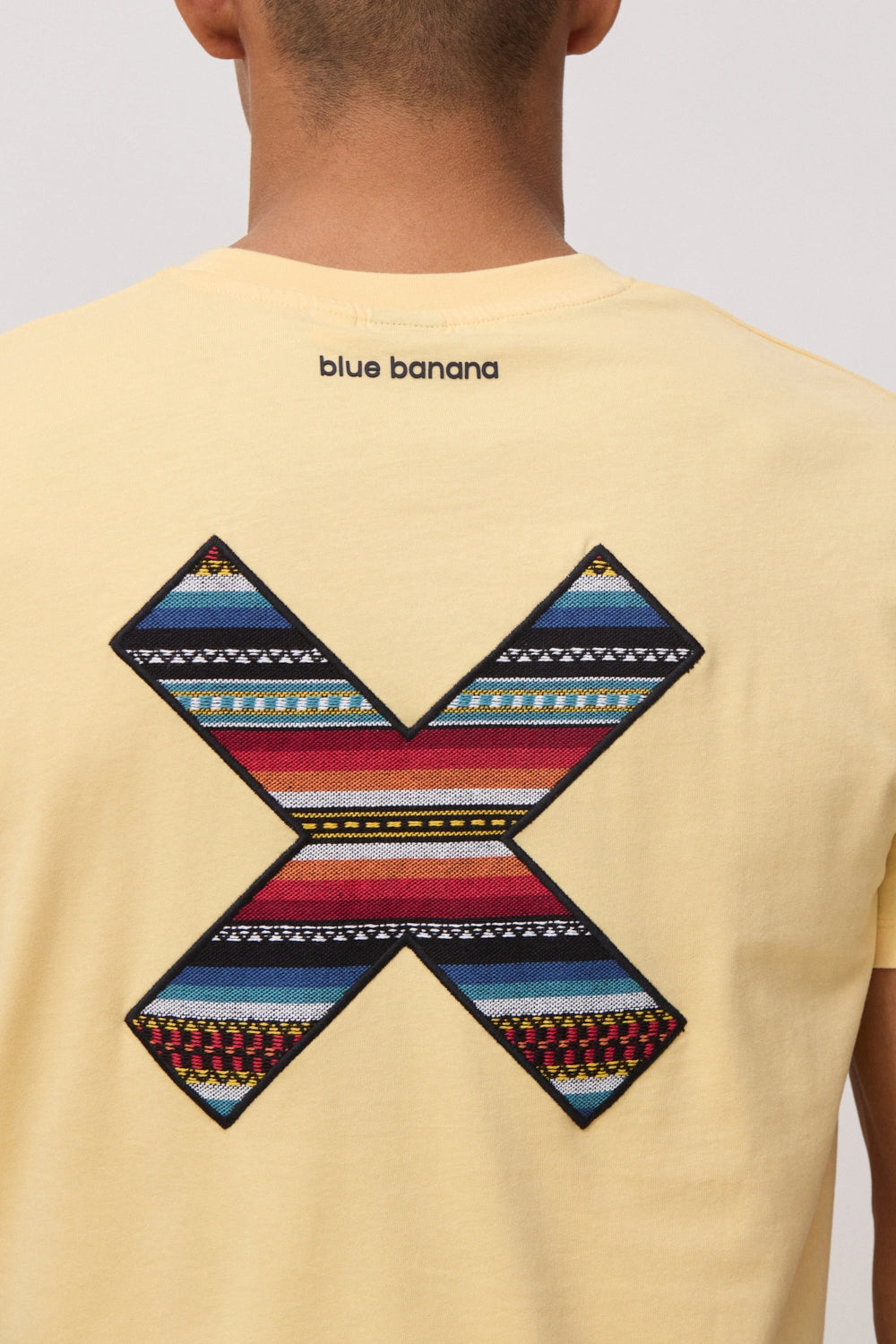Camiseta Classic Amarillo Claro | Blue Banana · imagen 9