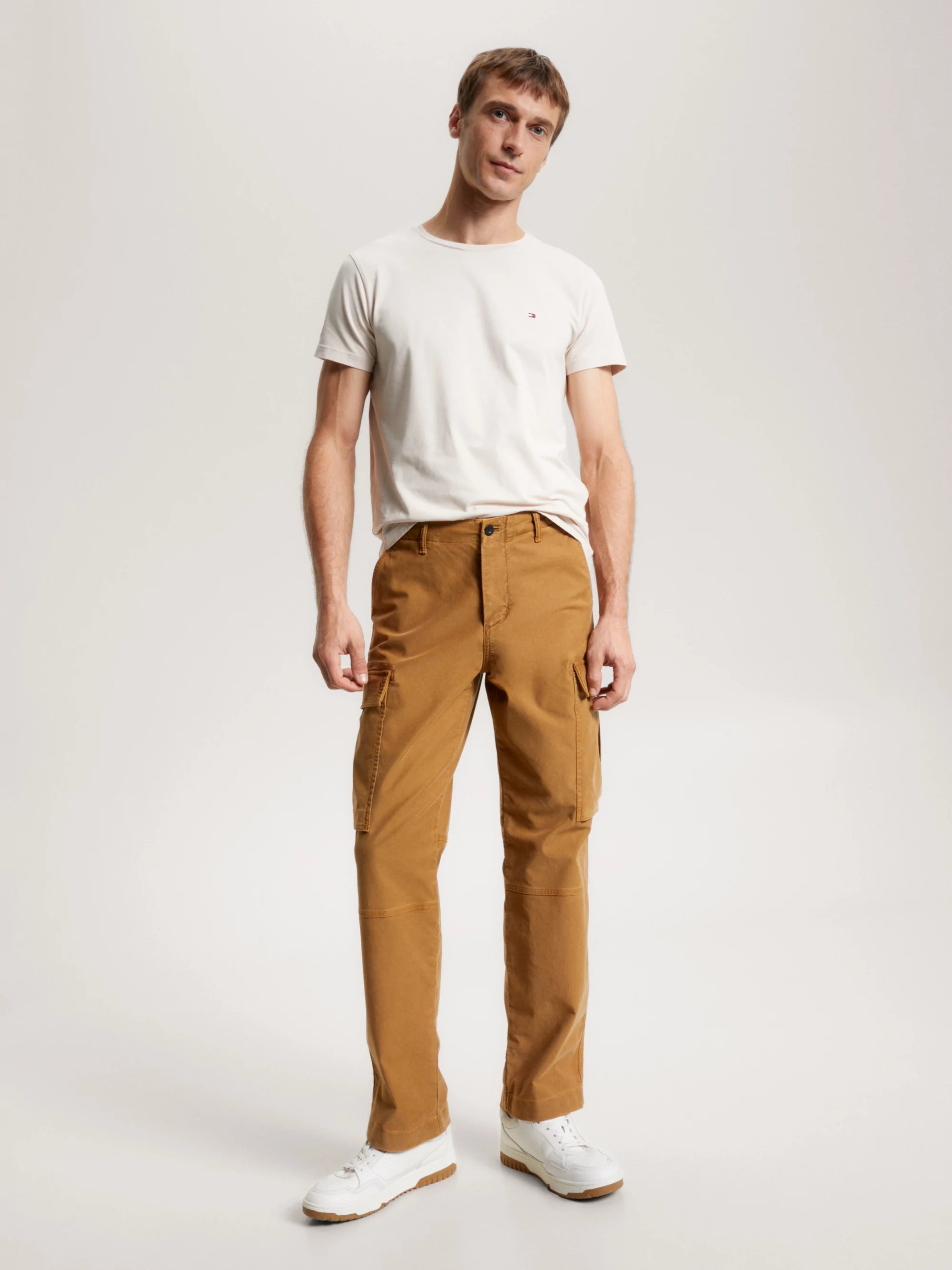Tommy Hilfiger Camiseta Stretch Slim Fit Tee · Beige Gris · imagen 2