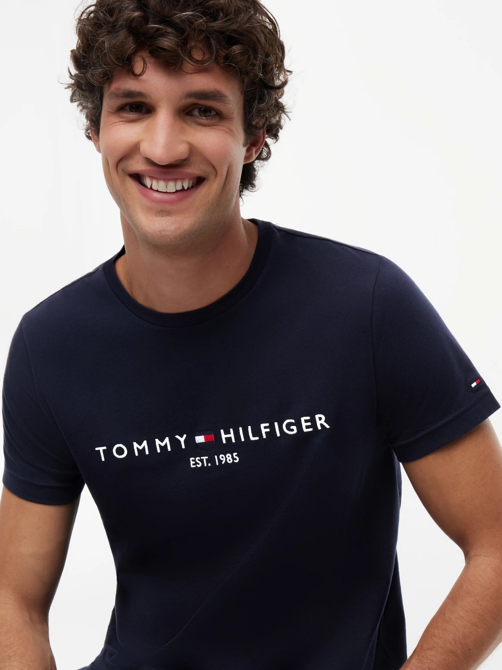 Camisetas Tommy Hilfiger Hombre Core Logo Tee · imagen 3