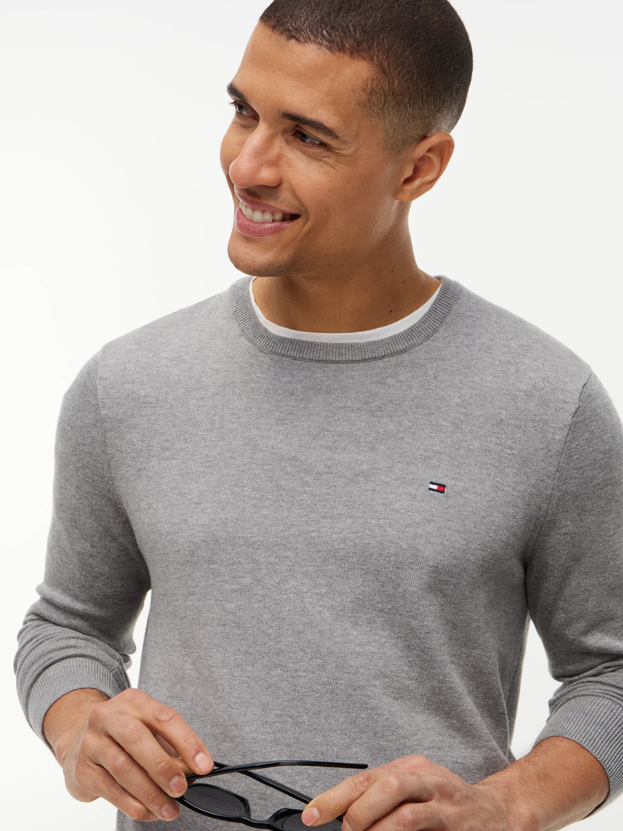 Tommy Hilfiger Jersey Core Essential Cotton Crew Neck · Gris Negro · imagen 3