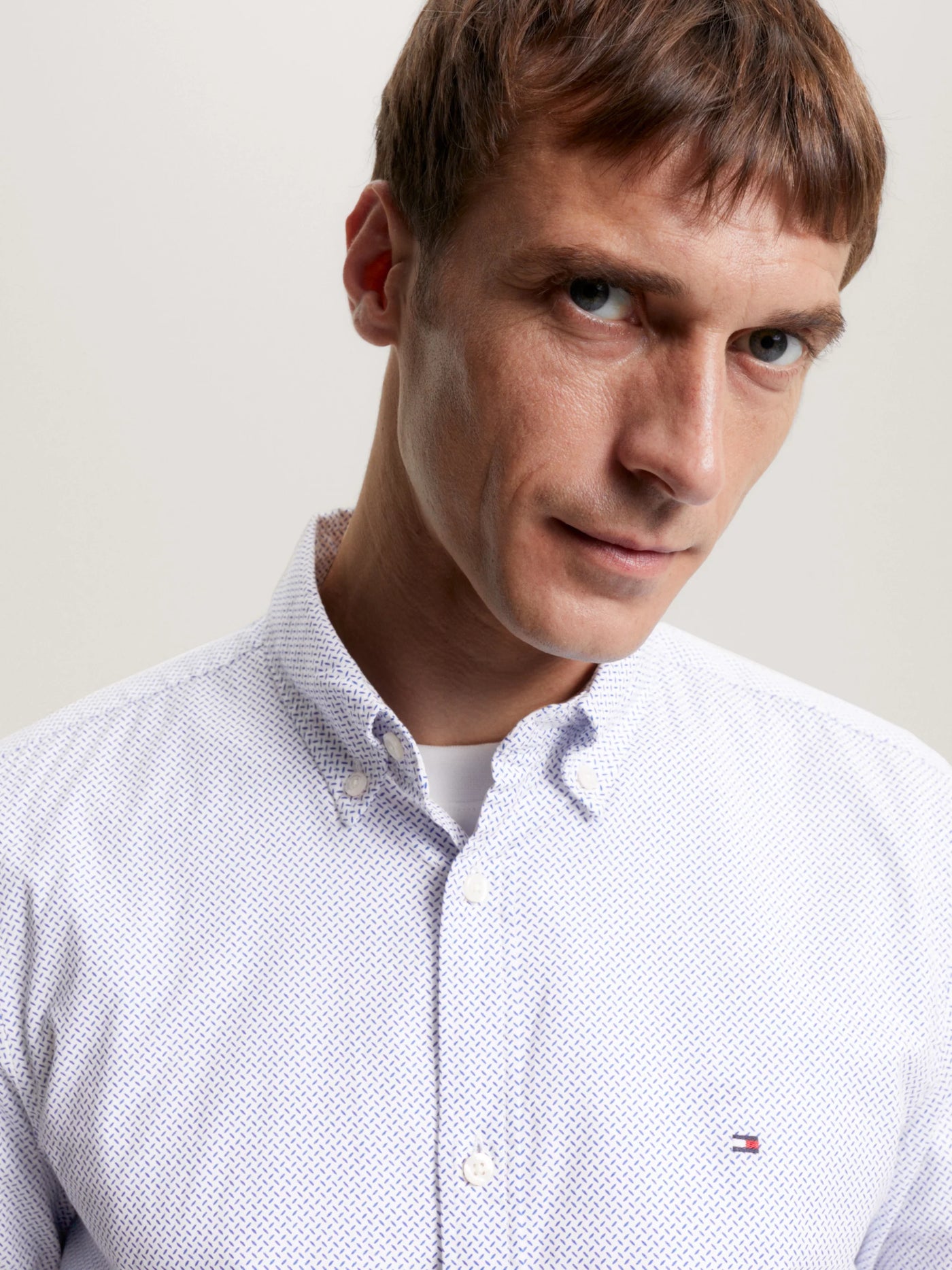 Camisas Tommy Hilfiger Hombre Natural Soft Flex Prt Sf Shirt · imagen 3