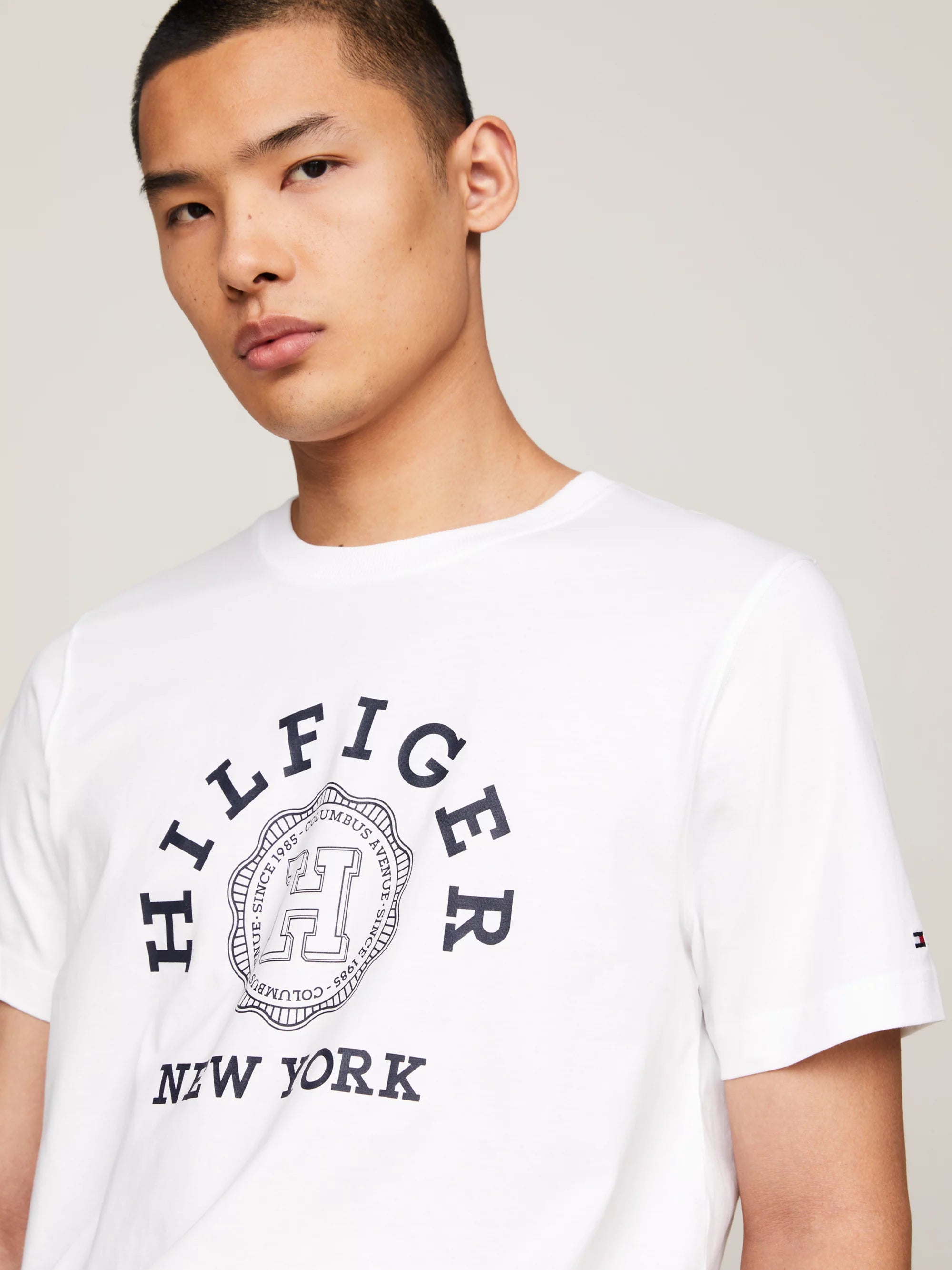 Camisetas Tommy Hilfiger Hombre Hilfiger Coin Tee · Blanco · imagen 2