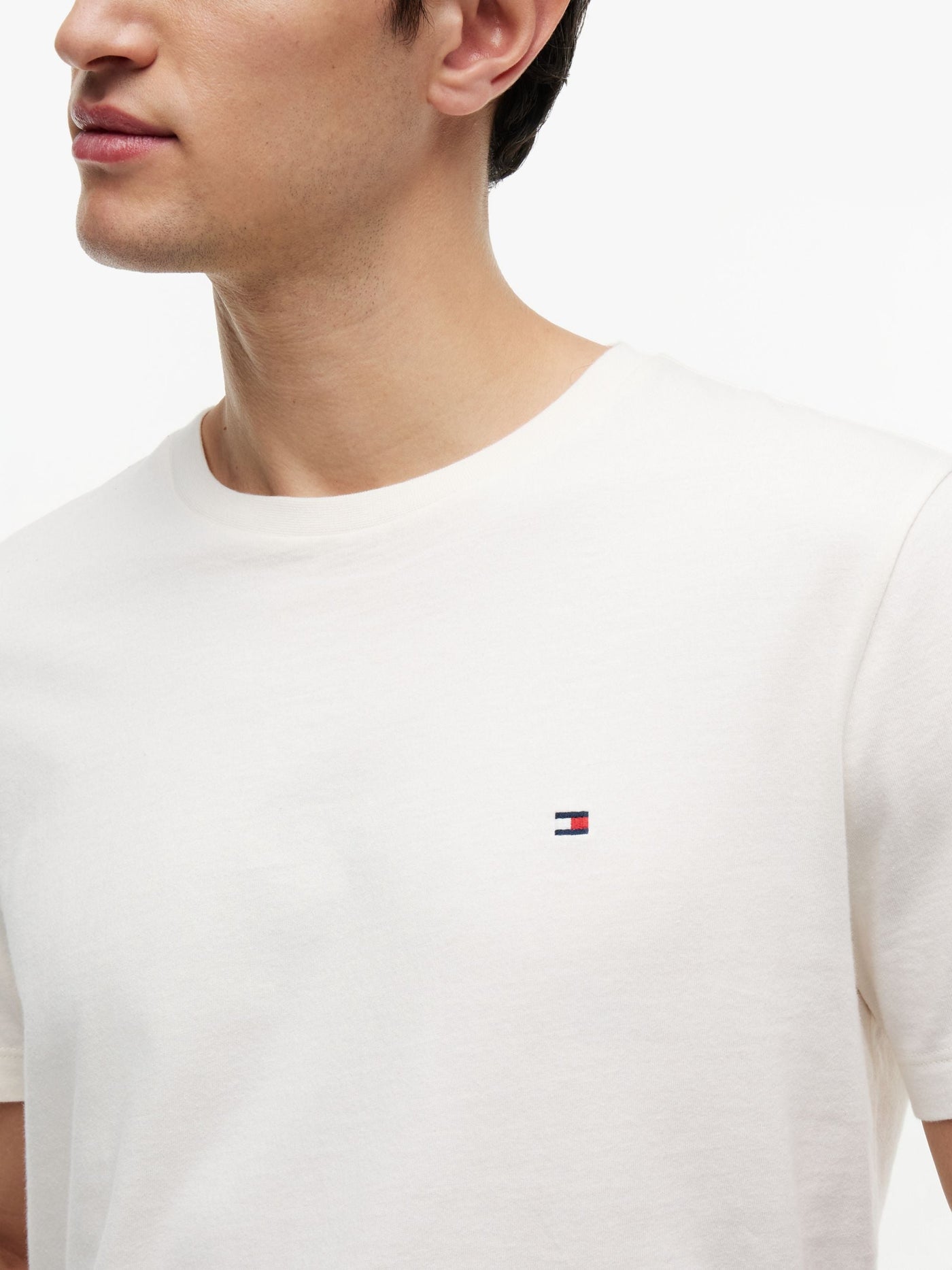 Camiseta Essential Seasonal Crema | Tommy Hilfiger · imagen 3