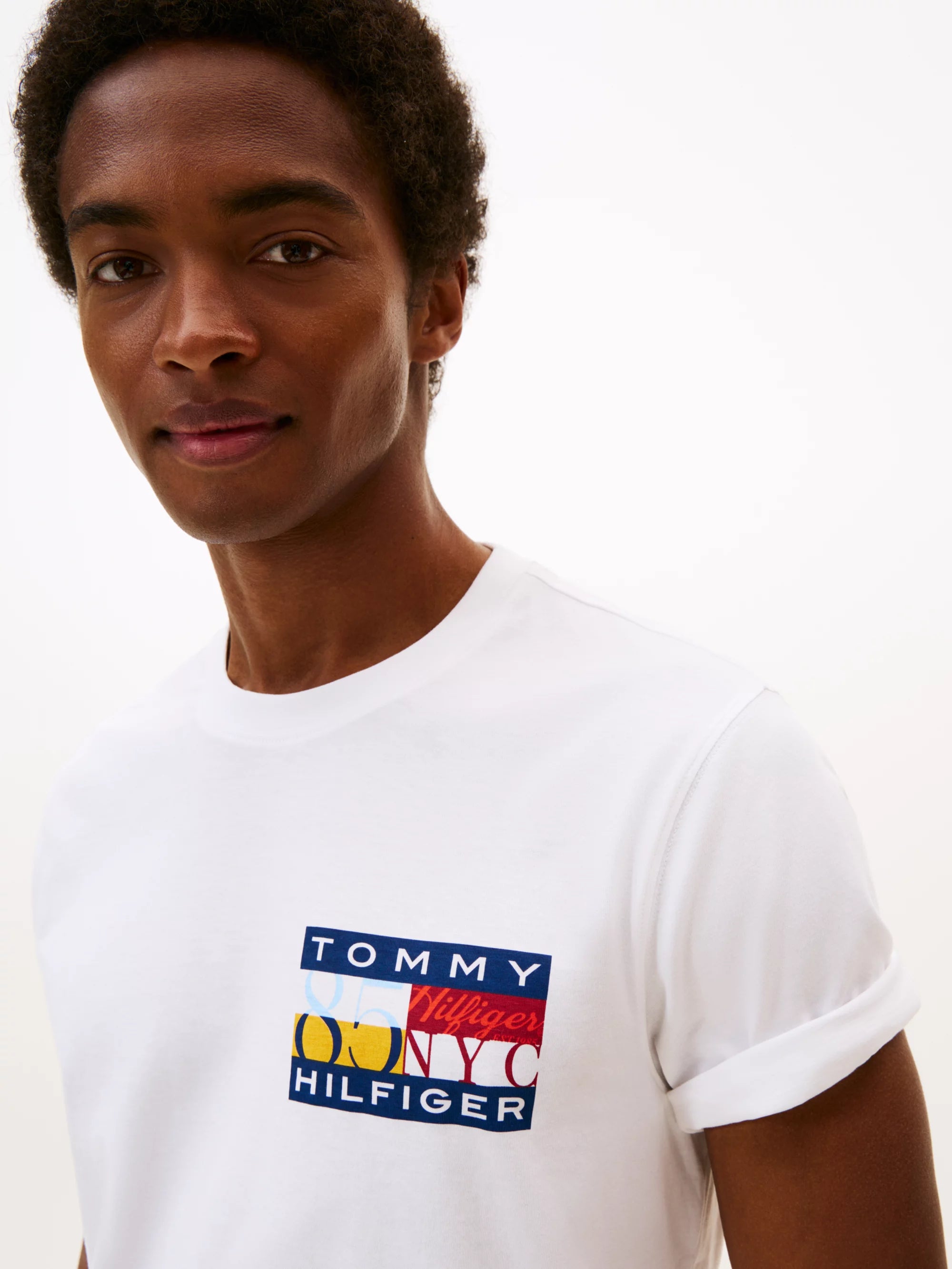 Tommy Hilfiger Camiseta Colour Flag Tee · imagen 2