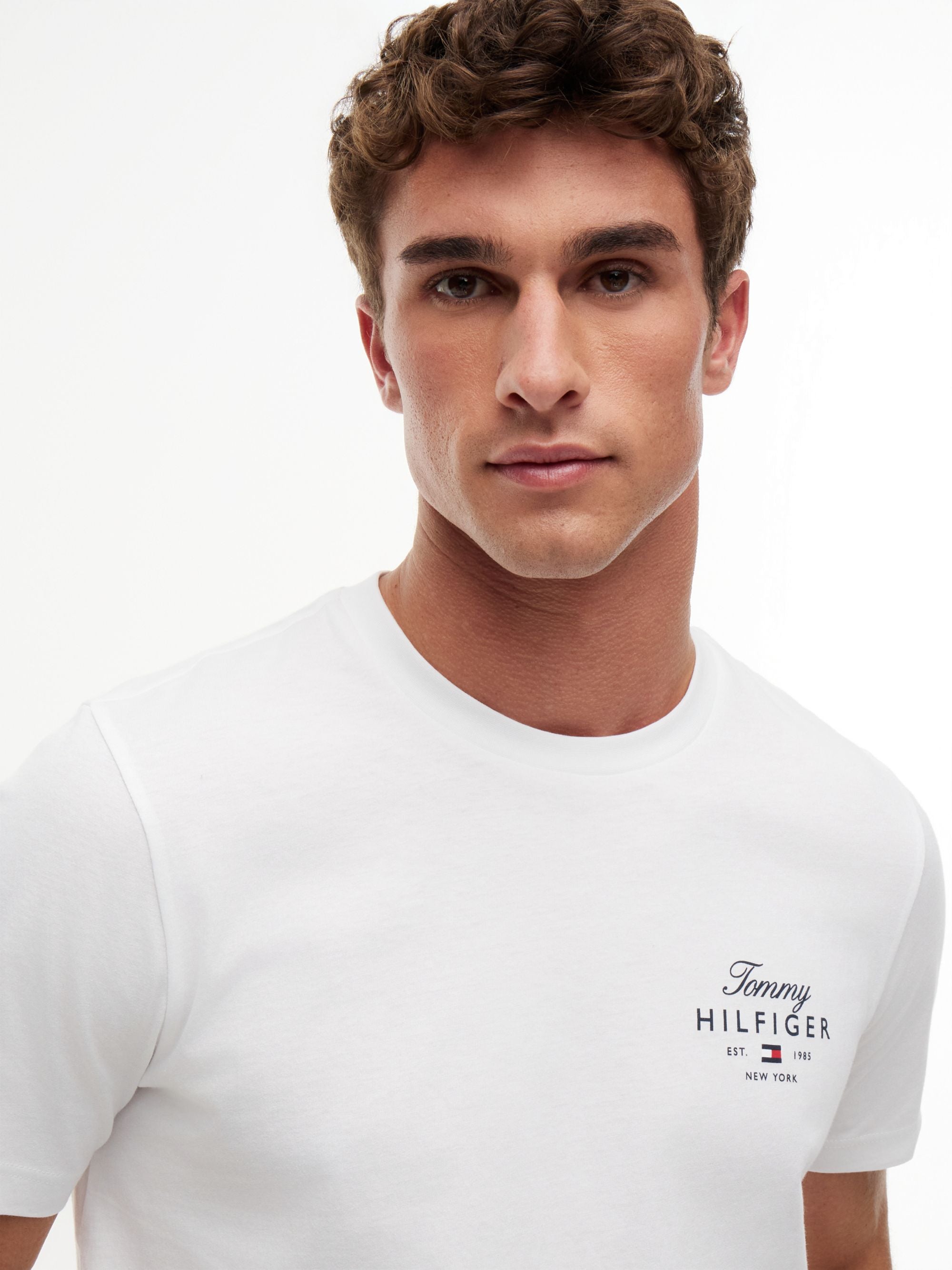 Camiseta Script Stack Blanco | Tommy Hilfiger · imagen 3