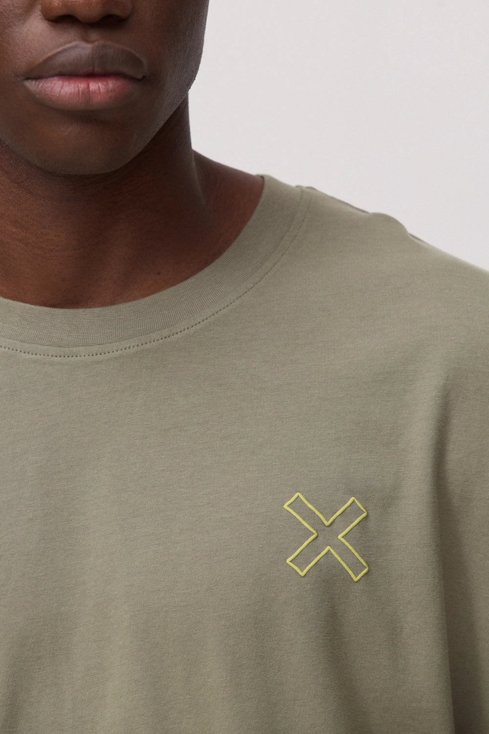 Camiseta Reef Verde Oliva | Blue Banana · imagen 3