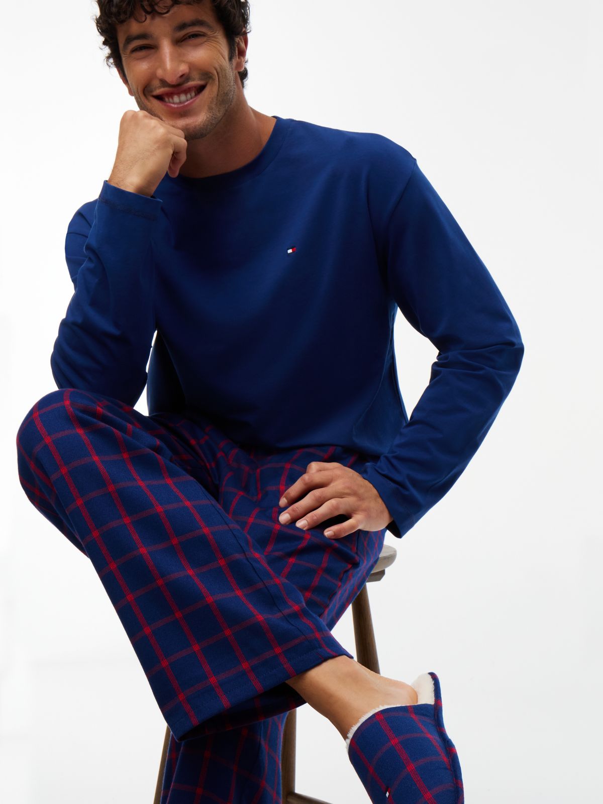 Pijama Franela Cuadros + Zapatillas Set Regalo Azul Marino | Tommy Hilfiger · imagen 2